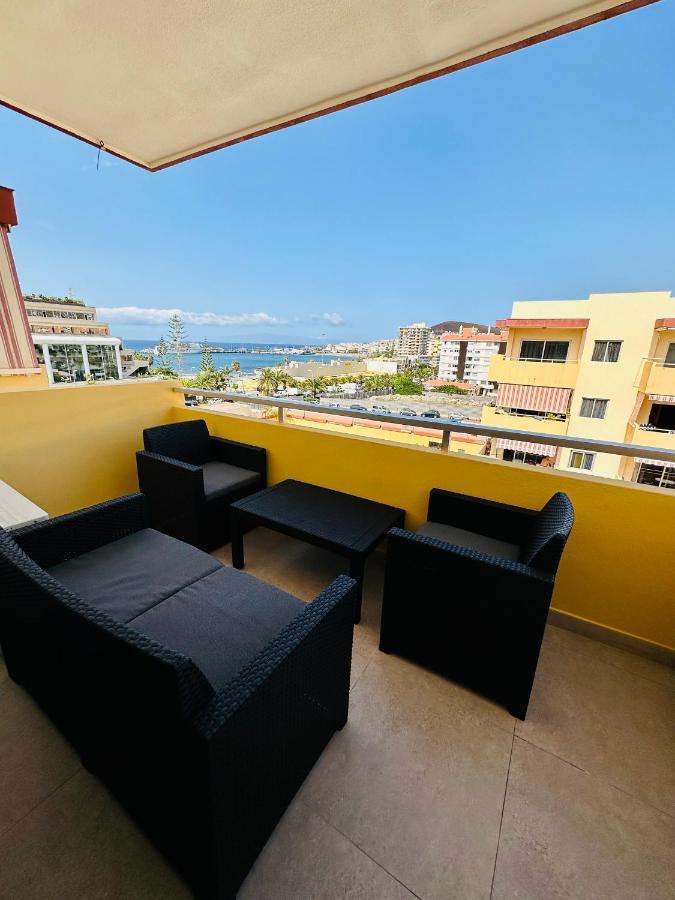 Newly Renovated Vistas Muelle De Los Cristianos Pier View Free Wifi Arona  Bagian luar foto