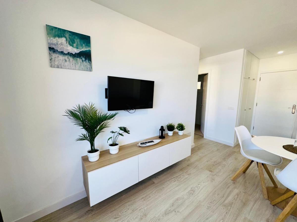 Newly Renovated Vistas Muelle De Los Cristianos Pier View Free Wifi Arona  Bagian luar foto