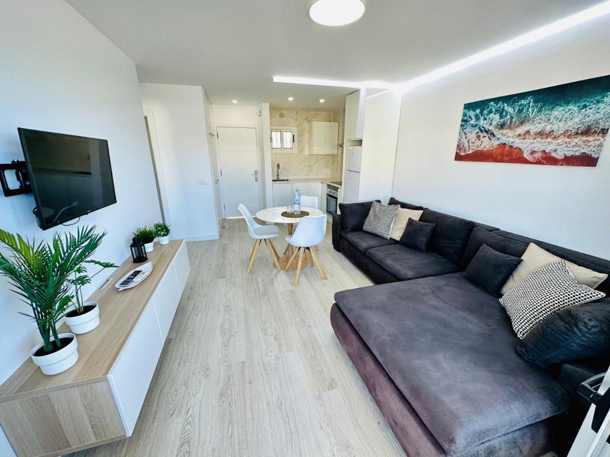 Newly Renovated Vistas Muelle De Los Cristianos Pier View Free Wifi Arona  Bagian luar foto