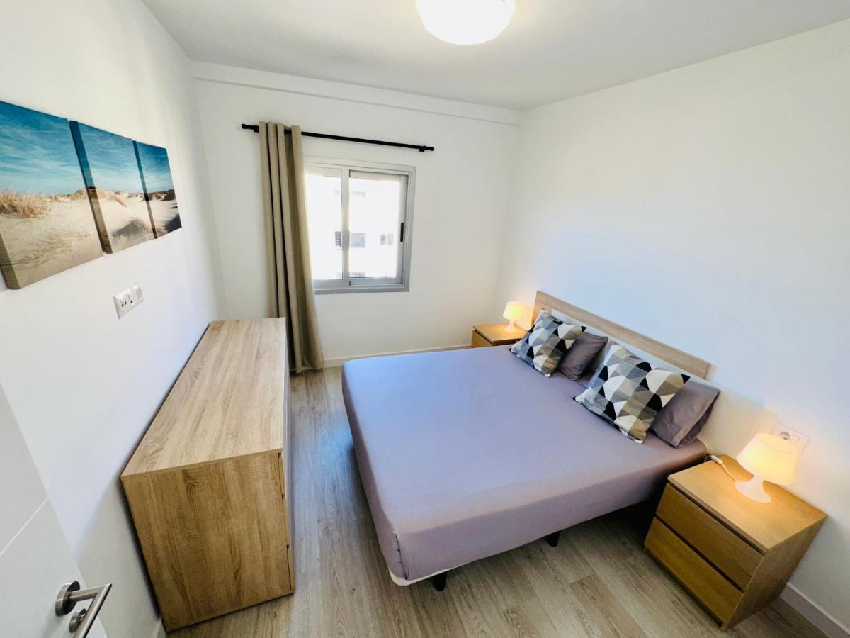 Newly Renovated Vistas Muelle De Los Cristianos Pier View Free Wifi Arona  Bagian luar foto